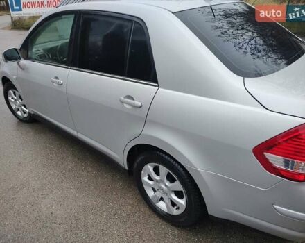 Сірий Ніссан Тііда, об'ємом двигуна 1.6 л та пробігом 45 тис. км за 8700 $, фото 3 на Automoto.ua