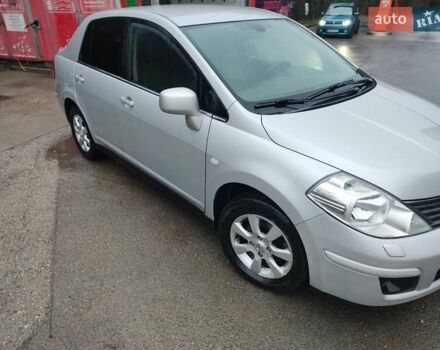 Сірий Ніссан Тііда, об'ємом двигуна 1.6 л та пробігом 45 тис. км за 8700 $, фото 8 на Automoto.ua