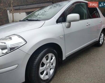 Сірий Ніссан Тііда, об'ємом двигуна 1.6 л та пробігом 45 тис. км за 8700 $, фото 2 на Automoto.ua