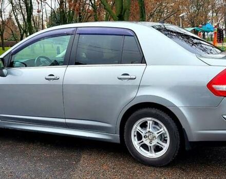 Серый Ниссан Тиида, объемом двигателя 1.6 л и пробегом 199 тыс. км за 5390 $, фото 5 на Automoto.ua