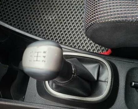 Серый Ниссан Тиида, объемом двигателя 1.6 л и пробегом 199 тыс. км за 5390 $, фото 47 на Automoto.ua