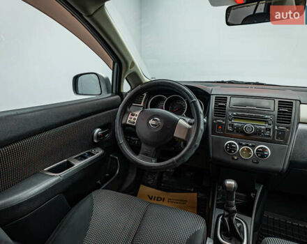 Серый Ниссан Тиида, объемом двигателя 1.6 л и пробегом 166 тыс. км за 6997 $, фото 10 на Automoto.ua