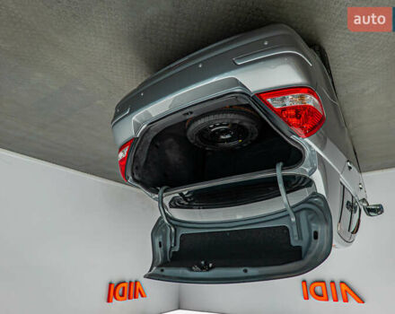 Серый Ниссан Тиида, объемом двигателя 1.6 л и пробегом 166 тыс. км за 6997 $, фото 6 на Automoto.ua