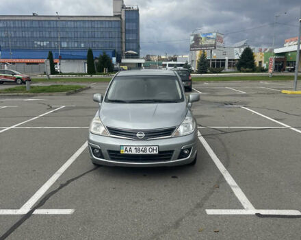 Серый Ниссан Тиида, объемом двигателя 1.6 л и пробегом 159 тыс. км за 6800 $, фото 1 на Automoto.ua