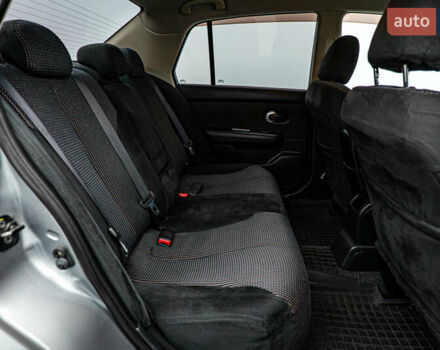 Серый Ниссан Тиида, объемом двигателя 1.6 л и пробегом 166 тыс. км за 6997 $, фото 19 на Automoto.ua