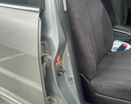 Серый Ниссан Тиида, объемом двигателя 1.6 л и пробегом 159 тыс. км за 6800 $, фото 10 на Automoto.ua