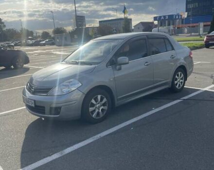 Серый Ниссан Тиида, объемом двигателя 1.6 л и пробегом 159 тыс. км за 6800 $, фото 3 на Automoto.ua