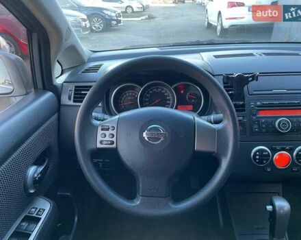 Серый Ниссан Тиида, объемом двигателя 1.6 л и пробегом 160 тыс. км за 7490 $, фото 13 на Automoto.ua