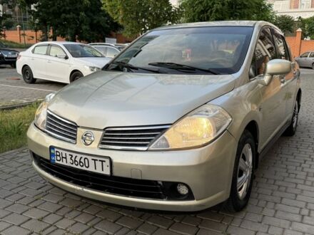 Ниссан Тиида 2006 в Одессе на Automoto.ua Серый Ниссан Тиида, объемом двигателя 1.6 л и пробегом 245 тыс. км за 3350 $, фото 1 на Automoto.ua