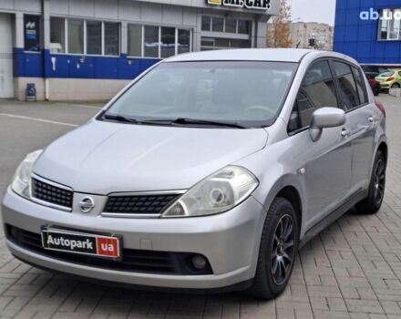 Серый Ниссан Тиида, объемом двигателя 1.6 л и пробегом 182 тыс. км за 6140 $, фото 1 на Automoto.ua