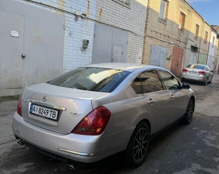 Серый Ниссан Тиида, объемом двигателя 2.4 л и пробегом 380 тыс. км за 4350 $, фото 1 на Automoto.ua