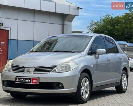 Сірий Ніссан Тііда, об'ємом двигуна 1.6 л та пробігом 126 тис. км за 5890 $, фото 1 на Automoto.ua