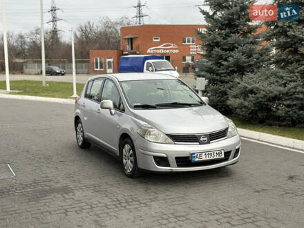 Ниссан Тиида 2007 в Днепре (Днепропетровске) на Automoto.ua Серый Ниссан Тиида, объемом двигателя 1.6 л и пробегом 250 тыс. км за 3999 $, фото 1 на Automoto.ua