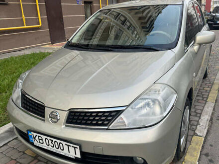 Сірий Ніссан Тііда, об'ємом двигуна 1.6 л та пробігом 155 тис. км за 6200 $, фото 1 на Automoto.ua