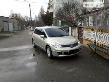 Ниссан Тиида 2007 в Раздельной на Automoto.ua Серый Ниссан Тиида, объемом двигателя 1.6 л и пробегом 186 тыс. км за 6500 $, фото 1 на Automoto.ua