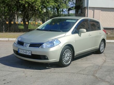 Ниссан Тиида 2008 в Полтаве на Automoto.ua Серый Ниссан Тиида, объемом двигателя 1.6 л и пробегом 192 тыс. км за 5300 $, фото 1 на Automoto.ua
