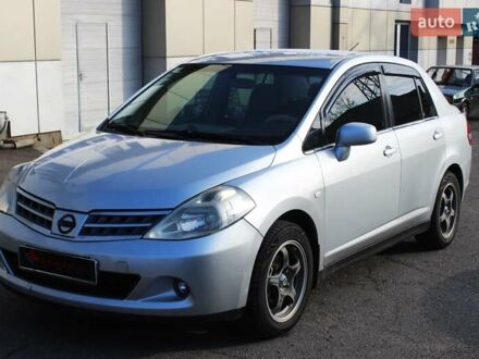 Ніссан Тііда 2008 у Одесі на Automoto.ua Сірий Ніссан Тііда, об'ємом двигуна 1.6 л та пробігом 170 тис. км за 6500 $, фото 1 на Automoto.ua
