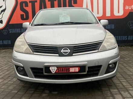 Серый Ниссан Тиида, объемом двигателя 1.8 л и пробегом 216 тыс. км за 4700 $, фото 1 на Automoto.ua