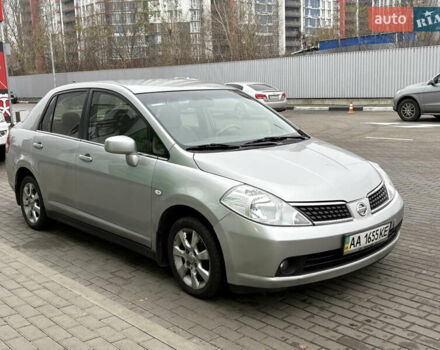 Серый Ниссан Тиида, объемом двигателя 1.6 л и пробегом 157 тыс. км за 6500 $, фото 1 на Automoto.ua