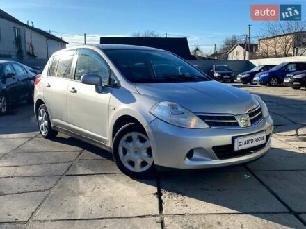 Сірий Ніссан Тііда, об'ємом двигуна 1.5 л та пробігом 107 тис. км за 8190 $, фото 1 на Automoto.ua