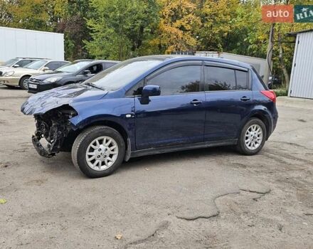 Синий Ниссан Тиида, объемом двигателя 1.6 л и пробегом 200 тыс. км за 2300 $, фото 1 на Automoto.ua