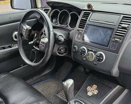 Синий Ниссан Тиида, объемом двигателя 1.6 л и пробегом 200 тыс. км за 2300 $, фото 17 на Automoto.ua