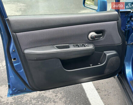 Синий Ниссан Тиида, объемом двигателя 1.6 л и пробегом 172 тыс. км за 6200 $, фото 11 на Automoto.ua