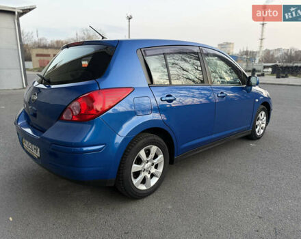 Синий Ниссан Тиида, объемом двигателя 1.6 л и пробегом 210 тыс. км за 6300 $, фото 5 на Automoto.ua