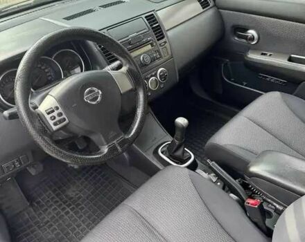 Синий Ниссан Тиида, объемом двигателя 1.6 л и пробегом 290 тыс. км за 5555 $, фото 11 на Automoto.ua
