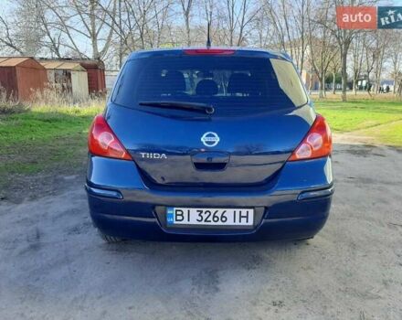 Синий Ниссан Тиида, объемом двигателя 1.6 л и пробегом 187 тыс. км за 7300 $, фото 5 на Automoto.ua