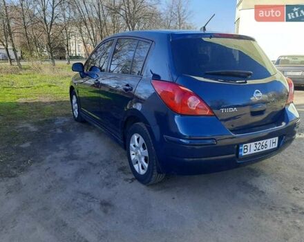 Синий Ниссан Тиида, объемом двигателя 1.6 л и пробегом 187 тыс. км за 7300 $, фото 3 на Automoto.ua