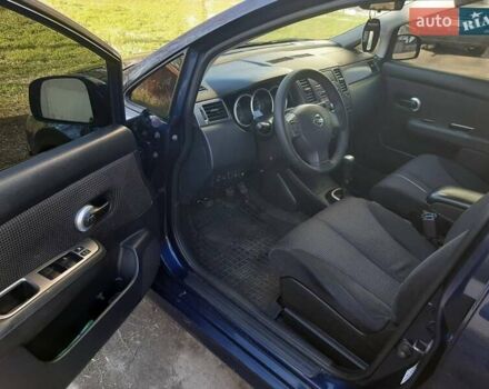 Синий Ниссан Тиида, объемом двигателя 1.6 л и пробегом 187 тыс. км за 7300 $, фото 6 на Automoto.ua
