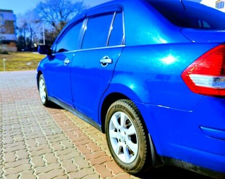 Синий Ниссан Тиида, объемом двигателя 1.8 л и пробегом 147 тыс. км за 4800 $, фото 3 на Automoto.ua
