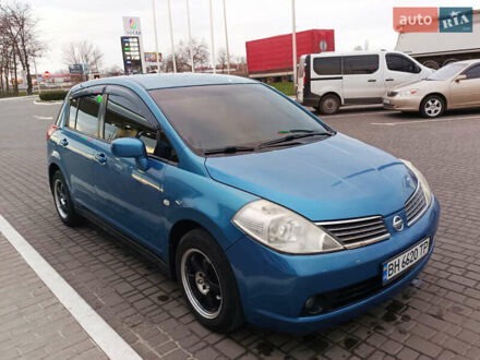 Синий Ниссан Тиида, объемом двигателя 1.6 л и пробегом 173 тыс. км за 5499 $, фото 1 на Automoto.ua