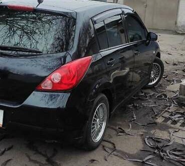 Синий Ниссан Тиида, объемом двигателя 1.6 л и пробегом 107 тыс. км за 5850 $, фото 1 на Automoto.ua