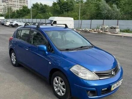 Синий Ниссан Тиида, объемом двигателя 1.6 л и пробегом 290 тыс. км за 5555 $, фото 1 на Automoto.ua