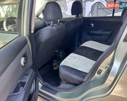 Зеленый Ниссан Тиида, объемом двигателя 1.6 л и пробегом 150 тыс. км за 4500 $, фото 7 на Automoto.ua