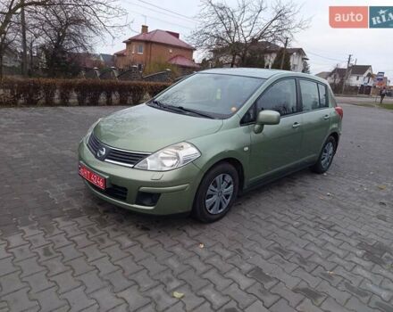 Зеленый Ниссан Тиида, объемом двигателя 1.6 л и пробегом 113 тыс. км за 7200 $, фото 2 на Automoto.ua