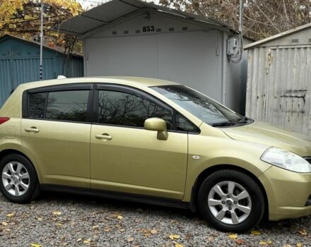 Зелений Ніссан Тііда, об'ємом двигуна 1.6 л та пробігом 174 тис. км за 7450 $, фото 3 на Automoto.ua