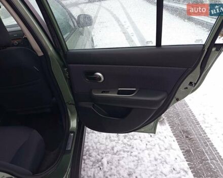 Зеленый Ниссан Тиида, объемом двигателя 1.6 л и пробегом 113 тыс. км за 7200 $, фото 22 на Automoto.ua