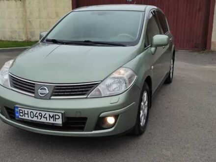 Зеленый Ниссан Тиида, объемом двигателя 1.6 л и пробегом 167 тыс. км за 7199 $, фото 1 на Automoto.ua