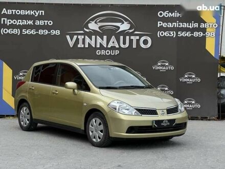 Ніссан Тііда 2008 у Вінниці на Automoto.ua Зелений Ніссан Тііда, об'ємом двигуна 1.6 л та пробігом 158 тис. км за 5850 $, фото 1 на Automoto.ua