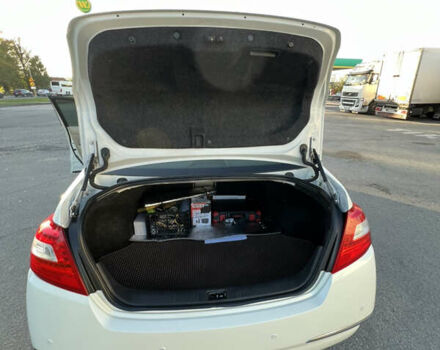 Ниссан Теана 2008 в Ивано-Франковске на Automoto.ua Белый Ниссан Теана, объемом двигателя 3.5 л и пробегом 220 тыс. км за 7300 $, фото 35 на Automoto.ua