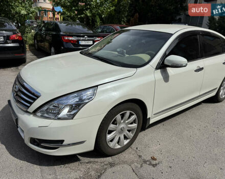 Білий Ніссан Теана, об'ємом двигуна 2.5 л та пробігом 108 тис. км за 9800 $, фото 1 на Automoto.ua