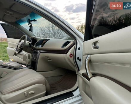 Ниссан Теана 2008 в Каменце-Подольском на Automoto.ua Белый Ниссан Теана, объемом двигателя 3.5 л и пробегом 190 тыс. км за 7999 $, фото 37 на Automoto.ua