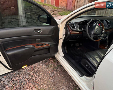 Білий Ніссан Теана, об'ємом двигуна 3.5 л та пробігом 272 тис. км за 8200 $, фото 5 на Automoto.ua