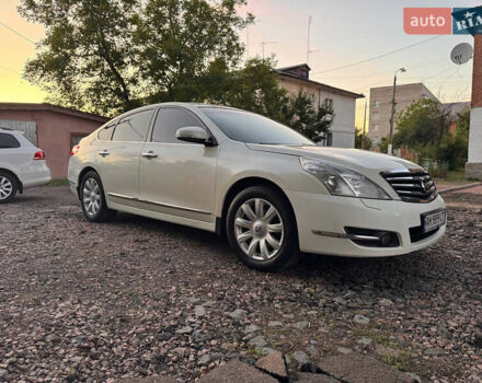 Білий Ніссан Теана, об'ємом двигуна 3.5 л та пробігом 272 тис. км за 8200 $, фото 13 на Automoto.ua