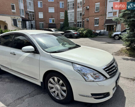 Білий Ніссан Теана, об'ємом двигуна 2.5 л та пробігом 108 тис. км за 9800 $, фото 6 на Automoto.ua