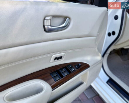 Белый Ниссан Теана, объемом двигателя 3.5 л и пробегом 225 тыс. км за 5650 $, фото 30 на Automoto.ua