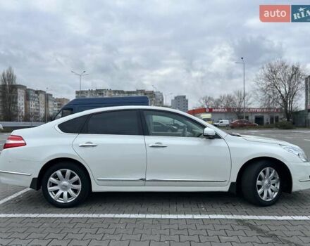 Білий Ніссан Теана, об'ємом двигуна 3.5 л та пробігом 200 тис. км за 6300 $, фото 7 на Automoto.ua